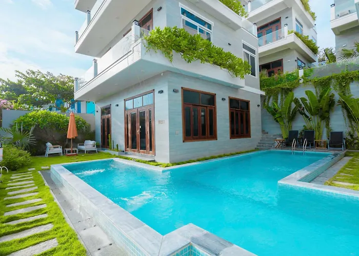 Khách sạn Bay View & Mui Ne 3*