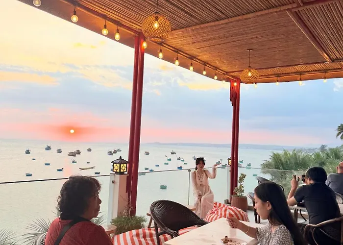 Khách sạn Bay View & Mui Ne